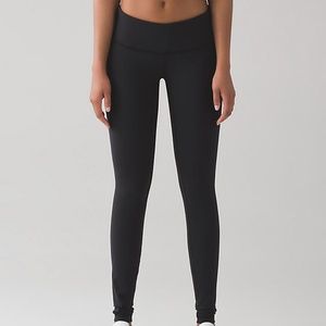 Lululemon Black Wunder Under Full length Leggigngs